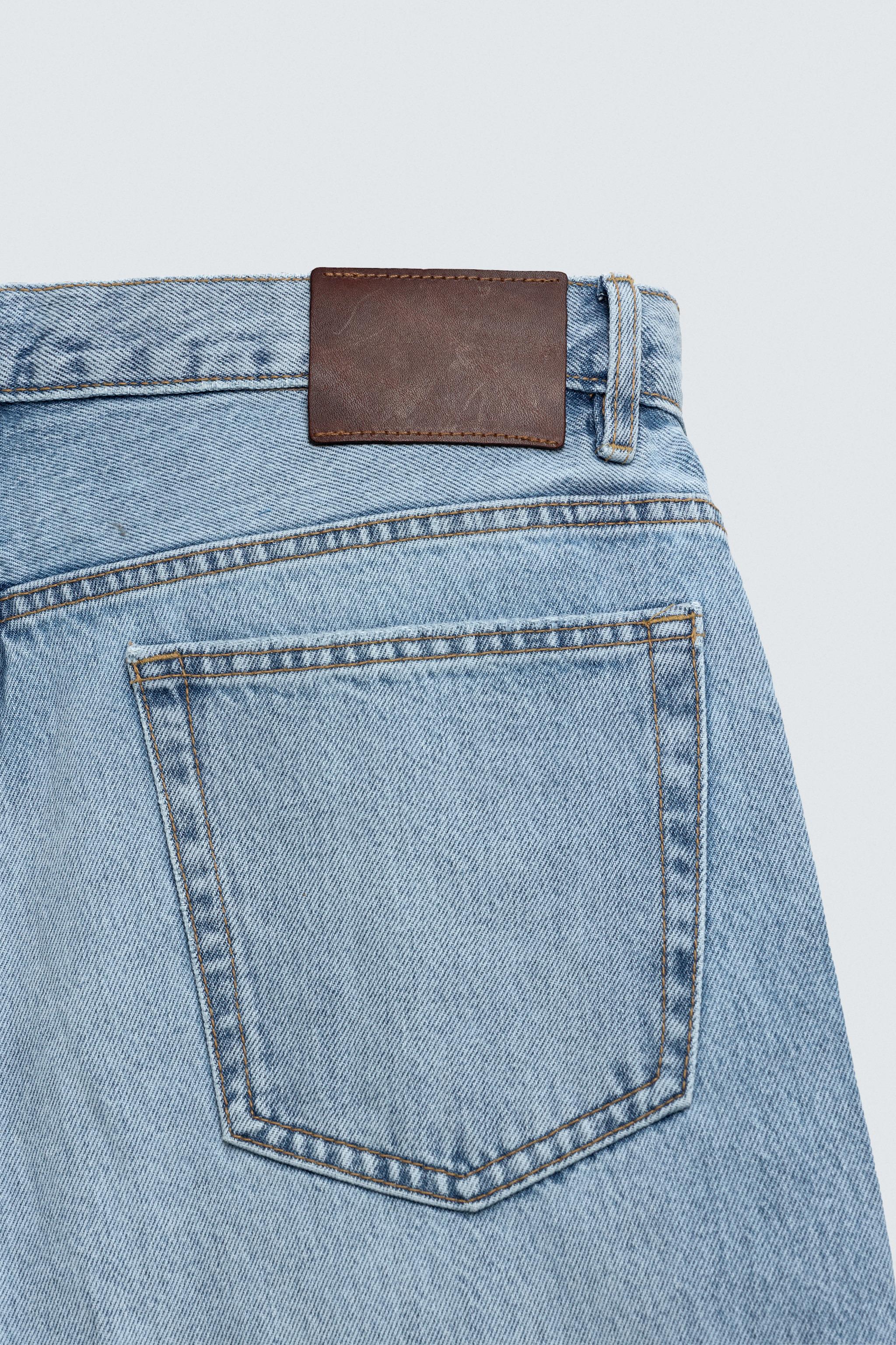 STRAIGHT FIT JEANS